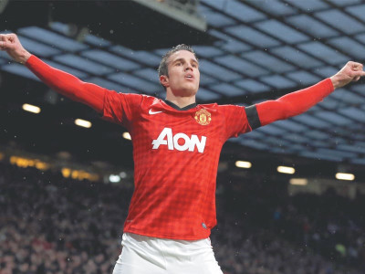 english premier league high flying united have history in sights