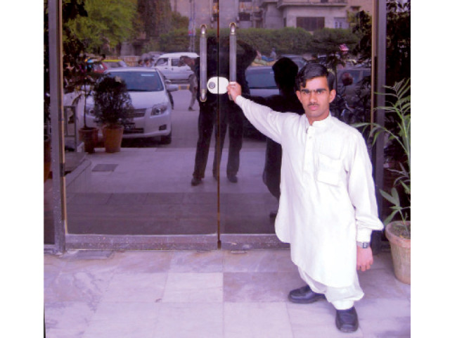 individuals like the one pictured above are subject to discrimination because of their height photo express individuals like the one pictured above are subject to discrimination because of their height photo express