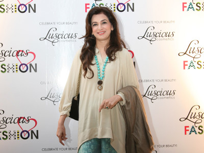 get the look tropical beauty