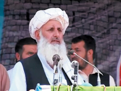 as ji cozies up to nawaz chances of alliance with pti fade