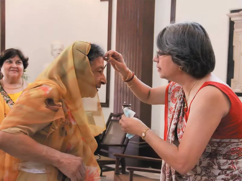 the principal of the school furengeez tampal puts a tilak on dr bn mama the chairperson of the school s management committee photo ayesha mir express the principal of the school furengeez tampal puts a tilak on dr bn mama the chairperson of the school s management committee photo ayesha mir express