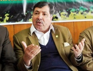 onto pml n former squash champion quits pti onto pml n former squash champion quits pti