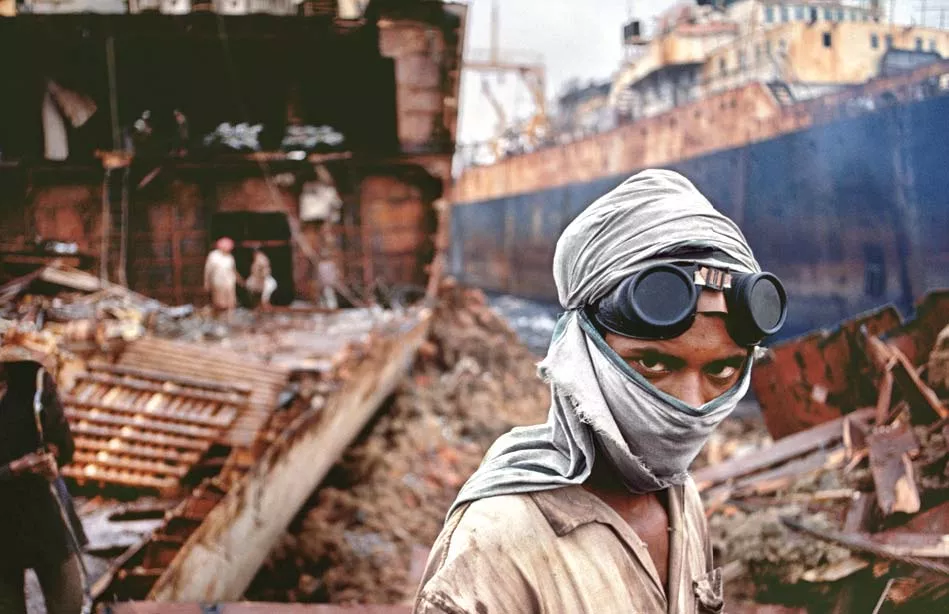 the sro 243 removed ship breaking industry from the ambit of special procedures photo file the sro 243 removed ship breaking industry from the ambit of special procedures photo file