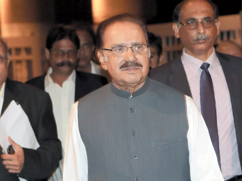 makhdoom muhammad amin fahim at the 7th expo pakistan in karachi photo courtesy new world concepts makhdoom muhammad amin fahim at the 7th expo pakistan in karachi photo courtesy new world concepts