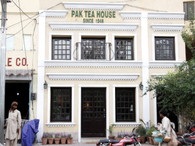 pak tea house regulars of the past visit the present