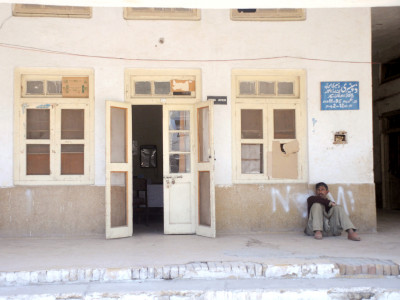 world health day in pakistan healthcare remains a luxury