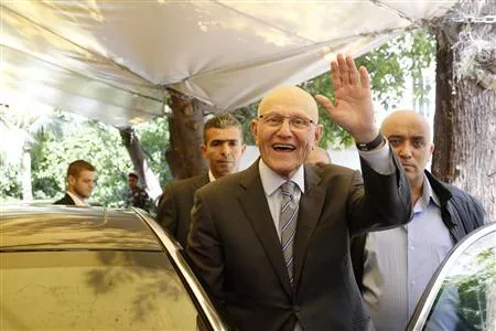 lebanese former minister tammam salam gestures to his supporters in front of his house while going to the presidential palace in baabda beirut april 6 2013 photo reuters lebanese former minister tammam salam gestures to his supporters in front of his house while going to the presidential palace in baabda beirut april 6 2013 photo reuters