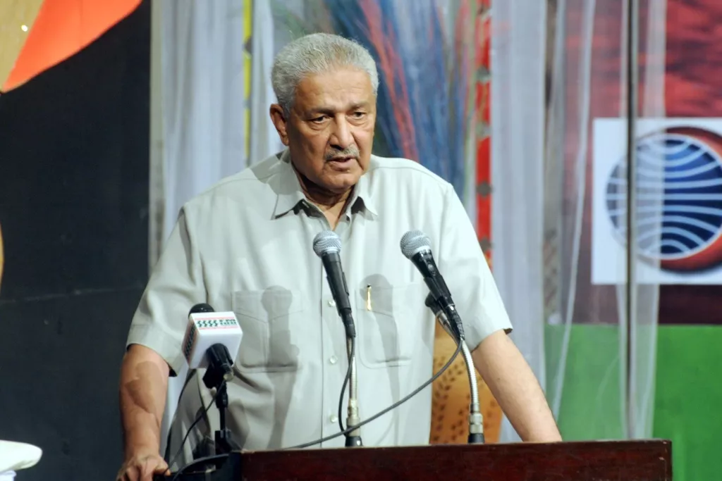 dr abdul qadeer khan photo qazi usman express dr abdul qadeer khan photo qazi usman express
