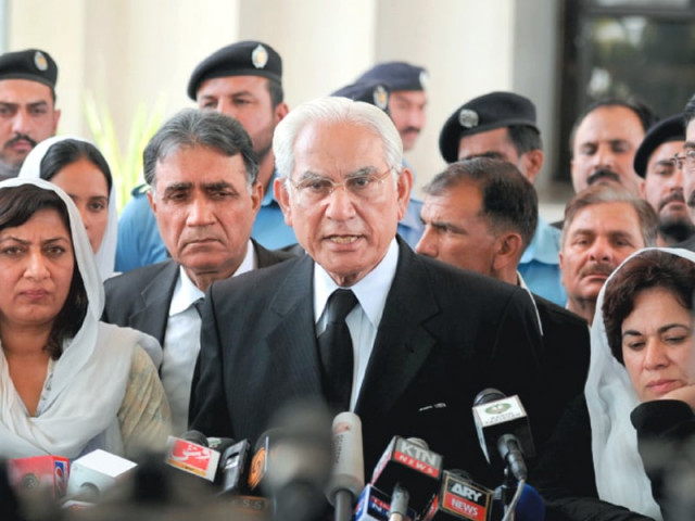 ahmad raza kasuri briefs the media outside the supreme court photo afp ahmad raza kasuri briefs the media outside the supreme court photo afp