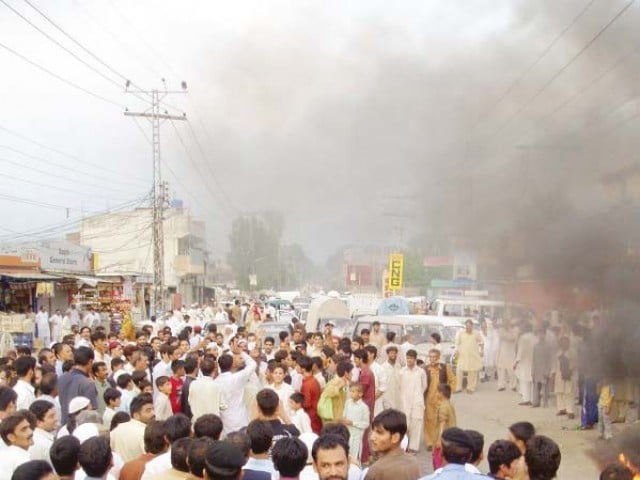 file photo of pesco employees protesting to end shoulder promotions photo file