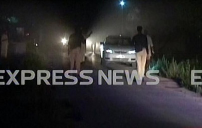 blast near anp leader s car in peshawar guard injured