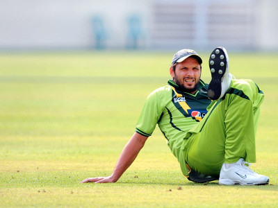 icc champions trophy misbah the right man for the job says afridi