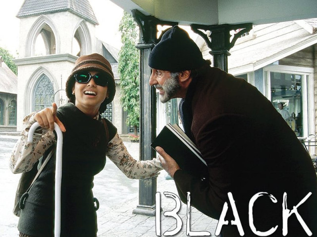 amitabh bachchan asked his fans to find faults in his performance in black photo file
