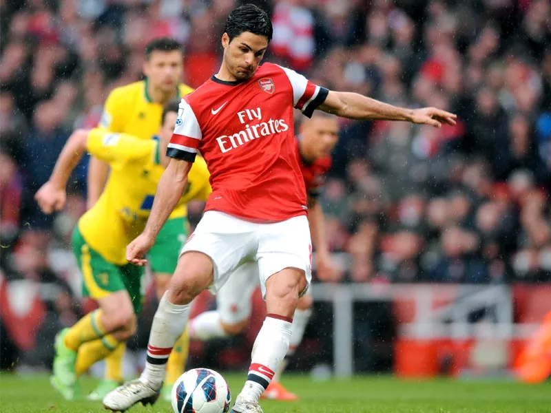 arsenal hit back with a flurry of goals late in the match and moved to third place in the premier league photo afp arsenal hit back with a flurry of goals late in the match and moved to third place in the premier league photo afp