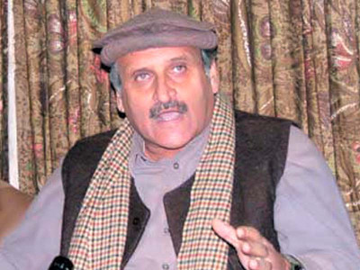 levelling allegations pml n demands transfer of high ranking officials in mardan