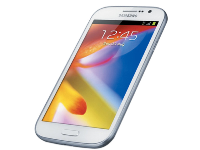 with the galaxy grand samsung is now trying to create another middle ground for people who do not want to have to break the bank for a large screen phone with the galaxy grand samsung is now trying to create another middle ground for people who do not want to have to break the bank for a large screen phone