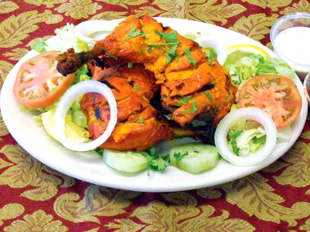 jolie arranged for chicken tikka bhuna lamb and chicken qorma to be cooked as a surprise for pitt jolie arranged for chicken tikka bhuna lamb and chicken qorma to be cooked as a surprise for pitt