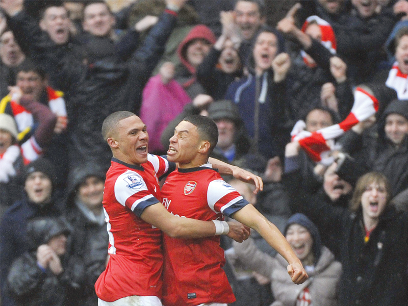 wenger has called out to his team to cement their return to the top four when they play everton today photo reuters