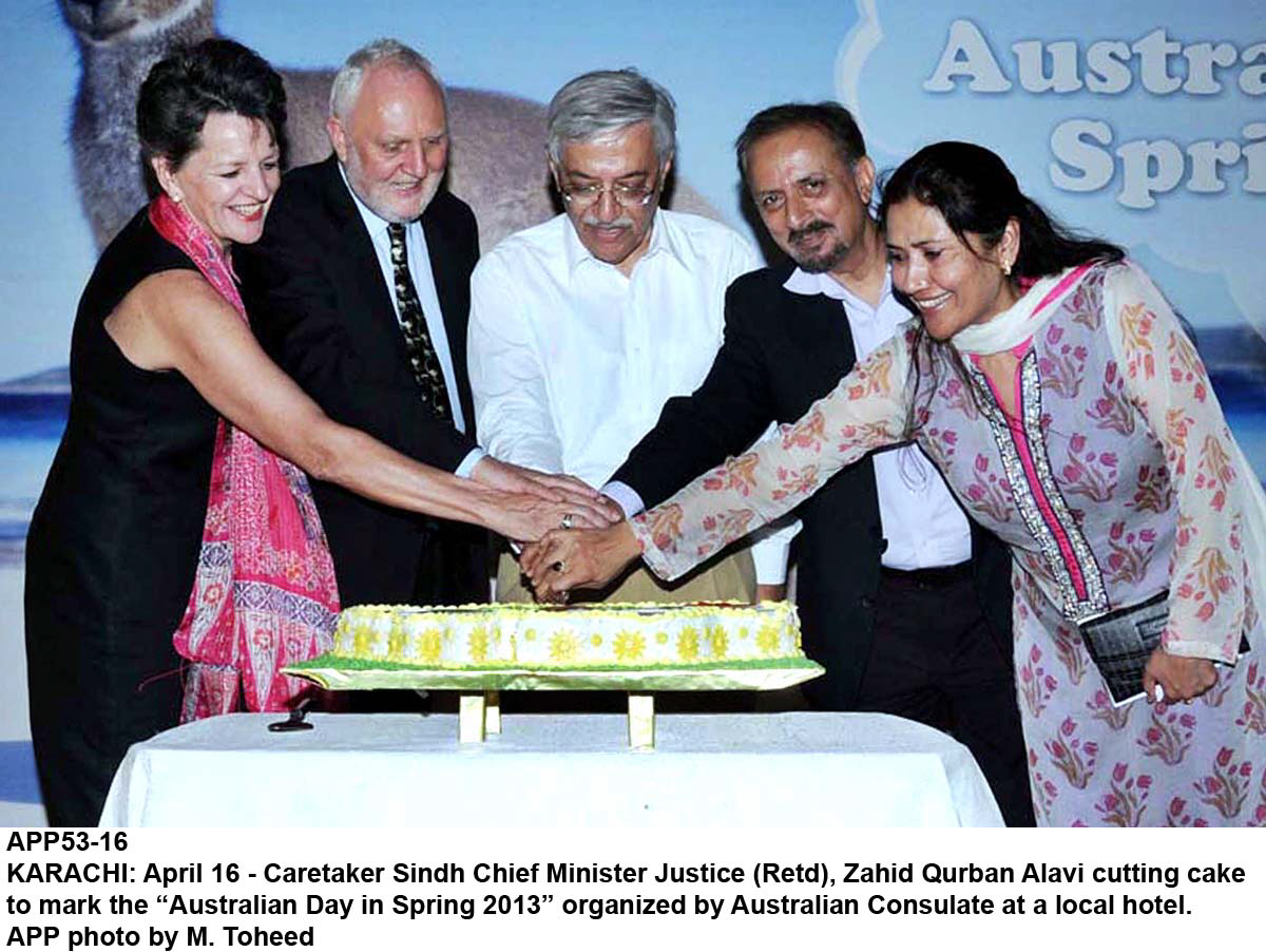 sindh caretaker chief minister justice retired zahid qurban alavi cutting the cake to mark the quot australian day in spring 2013 quot organised by australian high commission at a local hotel photo app