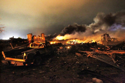 rescuers searching for victims of texas fertiliser plant blast