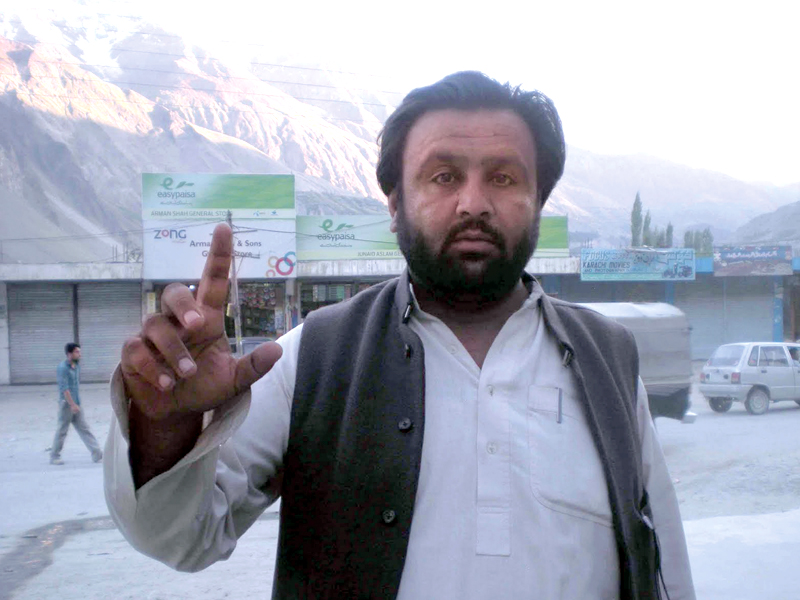 jan s crime was that he had organised demonstrations against police firing that had killed two internally displaced persons a father and son in hunza advocate of baba jan photo file