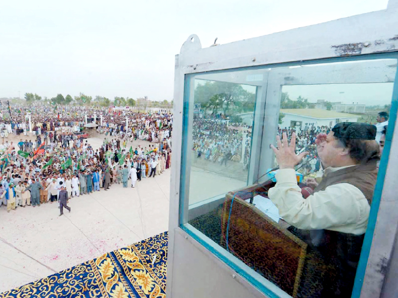 pml n chief nawaz sharif addresses a rally in tando allahyar photo inp