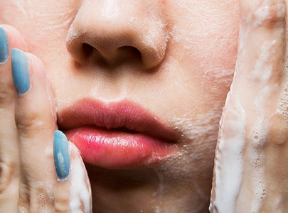 5 autumn skincare tips experts swear by