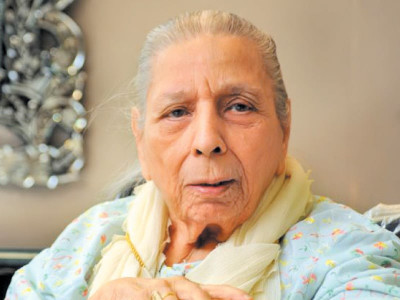 transition bollywood singer shamshad begum dies at 94