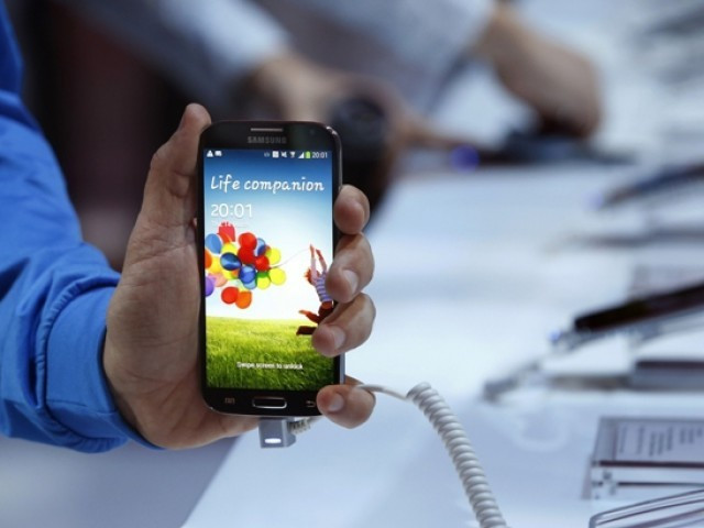 quot samsung has entered territory that it hasn 039 t been in before and sales of the s4 will show if can sustain its new found status in the market quot says analyst photo afp quot samsung has entered territory that it hasn 039 t been in before and sales of the s4 will show if can sustain its new found status in the market quot says analyst photo afp