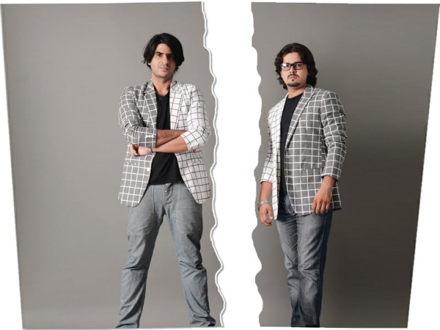 to finalise the deal arsalan and yahseer ripped their contractual document photo publicity to finalise the deal arsalan and yahseer ripped their contractual document photo publicity
