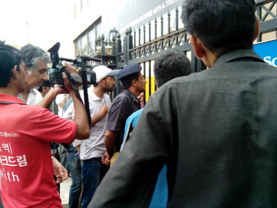 as the doors remained locked some people were inside while others outside photo saampt facebook page