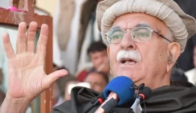 achakzai booked for rally remarks