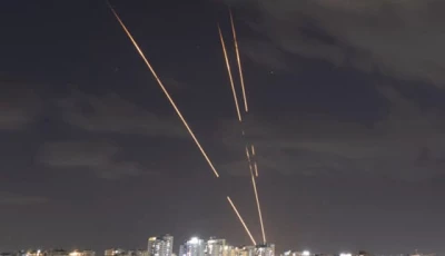 iran fires missile barrage at israel