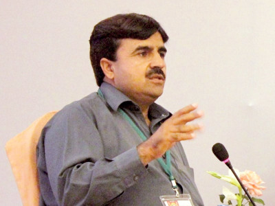 most pashto poetry deals with war not romance