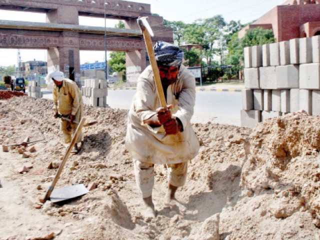 only 3 of the 45 million labour force in pakistan are officially labourers photo shahbaz malik express only 3 of the 45 million labour force in pakistan are officially labourers photo shahbaz malik express