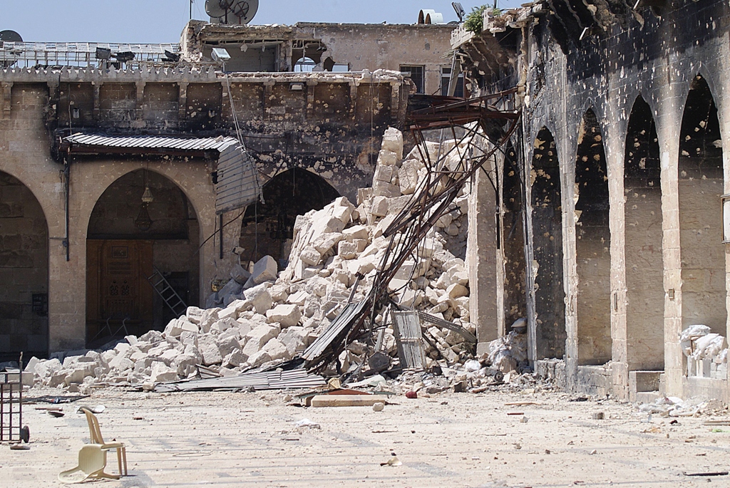 a picture taken on april 25 2013 shows the rubble of the minaret of aleppo 039 s ancient umayyad mosque in the unesco listed old city of syria 039 s northern city after it was blown up the previous day photo afp