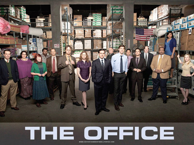 steve carell who played the bumbling office manager michael scott in the show was a surprise guest at the cast party photo file steve carell who played the bumbling office manager michael scott in the show was a surprise guest at the cast party photo file