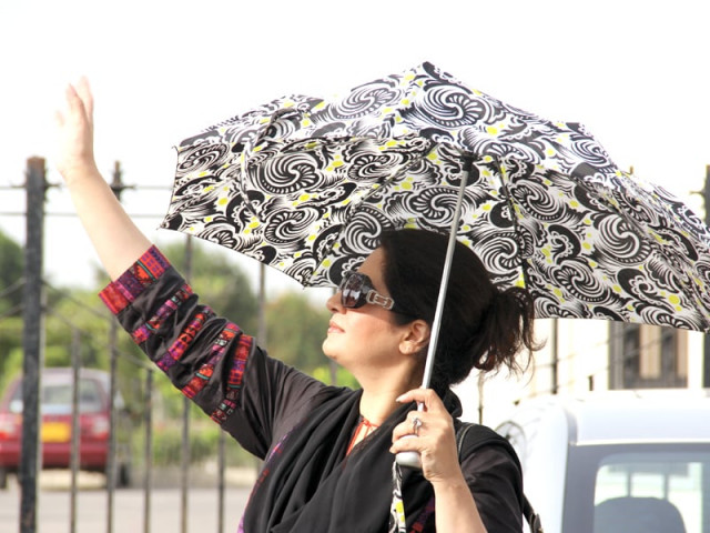 actor and enterpreneur atiqa odho cast her vote for the first time on saturday photo ayesha mir express actor and enterpreneur atiqa odho cast her vote for the first time on saturday photo ayesha mir express