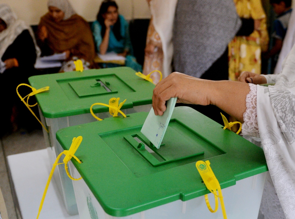 the commission had earlier directed returning officers to hold re elections at 43 polling stations of na 250 karachi on may 19 photo afp file