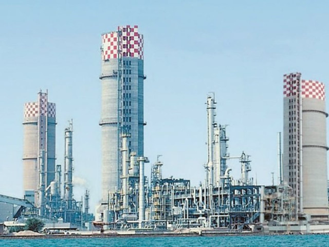 the past govt had allocated gas directly from fields to four fertiliser plants including engro dawood hercules pakarab fertilizers and agritech without a bidding process photo file the past govt had allocated gas directly from fields to four fertiliser plants including engro dawood hercules pakarab fertilizers and agritech without a bidding process photo file