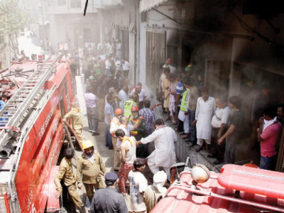 short circuiting traders plaza basement gutted in fire