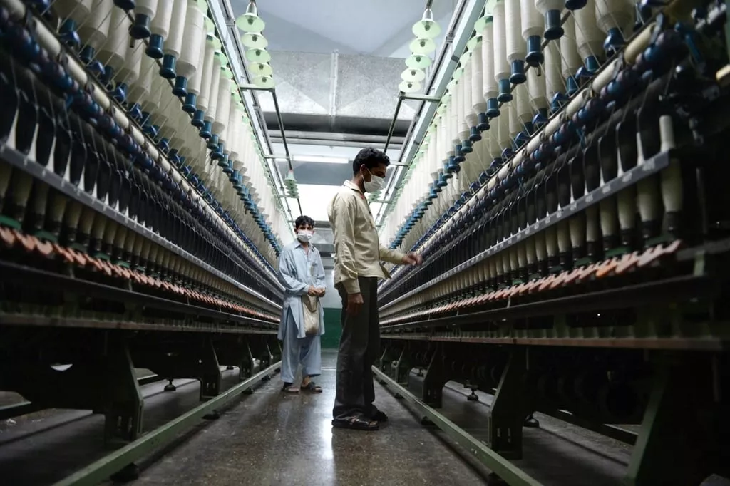 faisalabad s economy is based on huge numbers of small and medium sized units where 1 5 million people are employed photo afp faisalabad s economy is based on huge numbers of small and medium sized units where 1 5 million people are employed photo afp