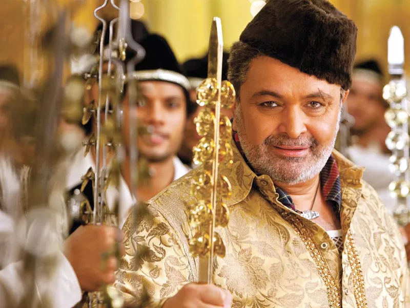 rishi kapoor says that he doesn t want to be typecast as a typical onscreen dad photo file rishi kapoor says that he doesn t want to be typecast as a typical onscreen dad photo file