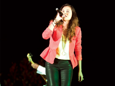 musical evening zoe viccaji performs to an appreciative audience musical evening zoe viccaji performs to an appreciative audience