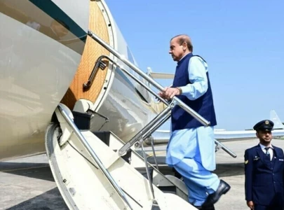 pm jets off to saudi arabia qatar today