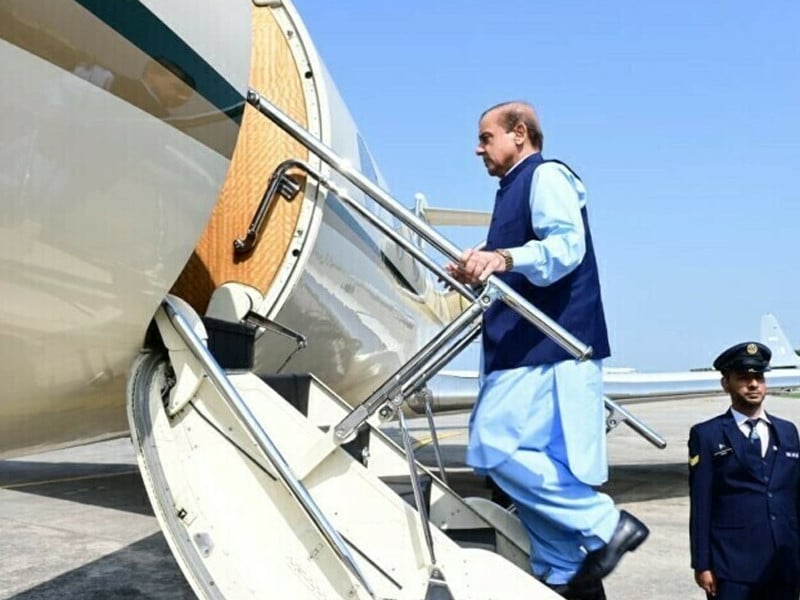 pm jets off to saudi arabia qatar today