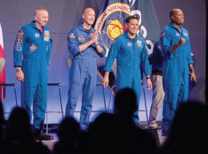 nasa taps us italian astronauts for artemis mission