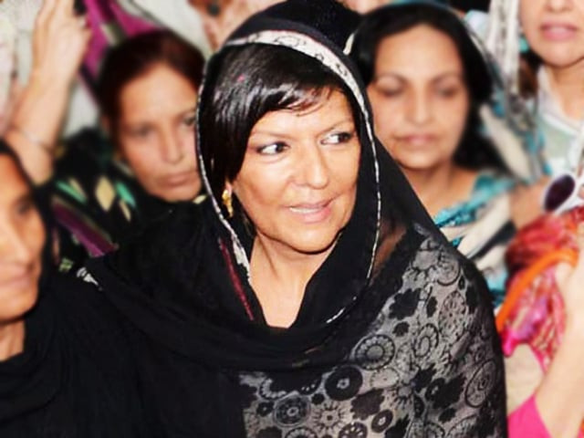 sister says imran is concerned about the safety of the pti supporters protesting in karachi photo online sister says imran is concerned about the safety of the pti supporters protesting in karachi photo online