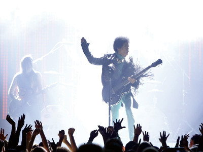 justin bieber taylor swift big winners at billboard awards