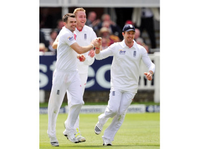 mccullum has faith despite hour of madness